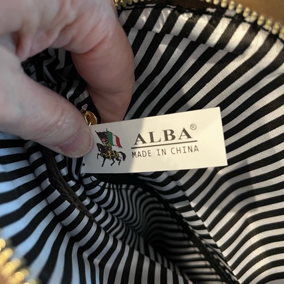 Bronze Wristlet / Purse NWT - Picture 9 of 9